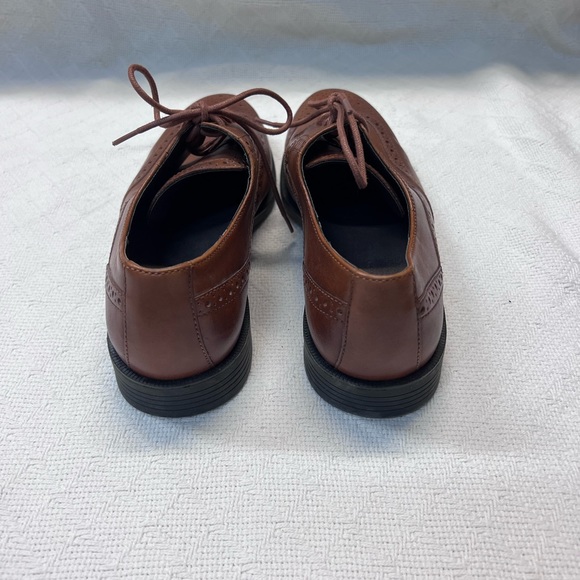 Brown Cole Haan Dress shoes - Picture 2 of 5